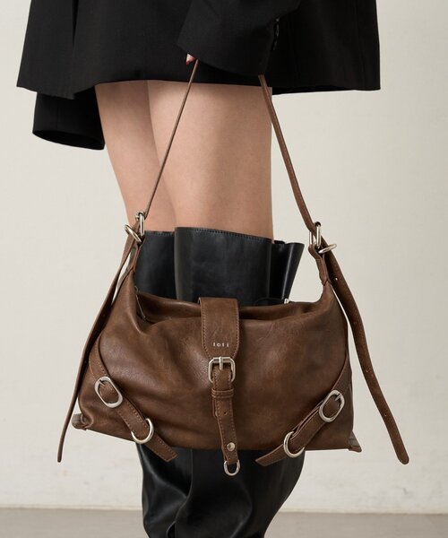 mline（エムライン）の「loti ベルトデザインショルダーBAG（ショルダーバッグ・レディース・アイボリー・ONE SIZE）」の16枚目の写真