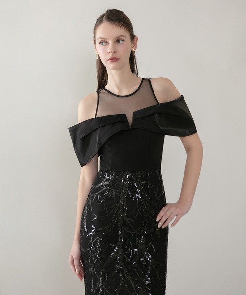 Leja（レジャ）の「【LEJA LUXE】シースルーオフショルダーデザイン