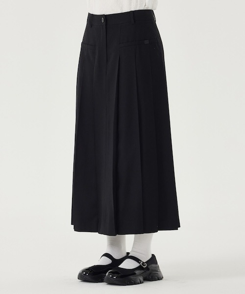 COVERNAT(カバーナット)の「WOMAN PLEATS LONG SKIRT(スカート・レディース・ブラック・MEDIUM/SMALL)」の5枚目の写真