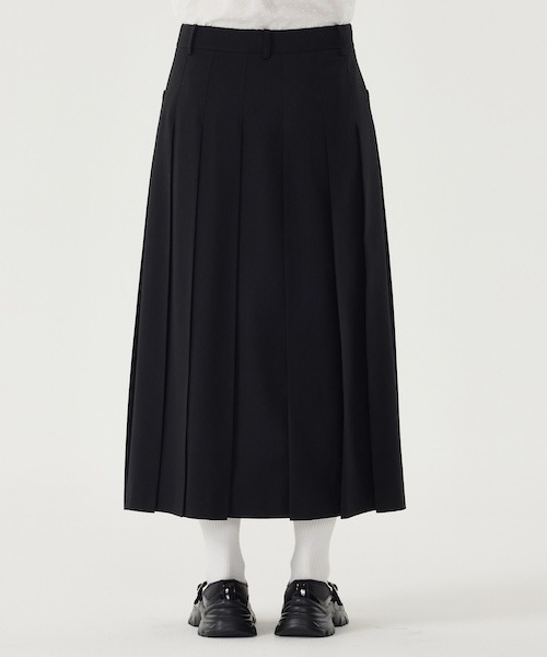 COVERNAT(カバーナット)の「WOMAN PLEATS LONG SKIRT(スカート・レディース・ブラック・MEDIUM/SMALL)」の6枚目の写真