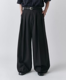 Lui's（ルイス）の「【Neucon】PINSTRIPE 2TUCK WIDE SLACKS / ピンストライプ2タックワイドスラックス / セットアップ対応（スラックス）」