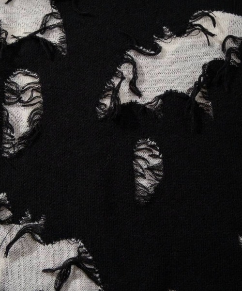 VIBGYOR（ヴィブジョー）の「【IZU】 ルーズダメージニットセーター（ニット/セーター・メンズ・ブラック・FREE）」の9枚目の写真