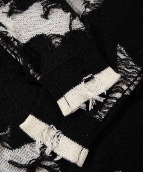VIBGYOR（ヴィブジョー）の「【IZU】 ルーズダメージニットセーター（ニット/セーター・メンズ・ブラック・FREE）」の10枚目の写真