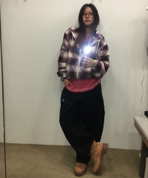 HELLO SUNRISE(ハローサンライズ)の「HS Check Hooded JKT_Burgundy(パーカー・レディース・バーガンディー・SMALL/MEDIUM/LARGE)」の7枚目の写真