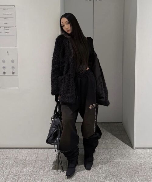 ROCKCAKE（ロックケーキ）の「Washed Cross Lettering 2way Jogger - Black（スウェットパンツ・レディース・その他・S/XS）」の4枚目の写真