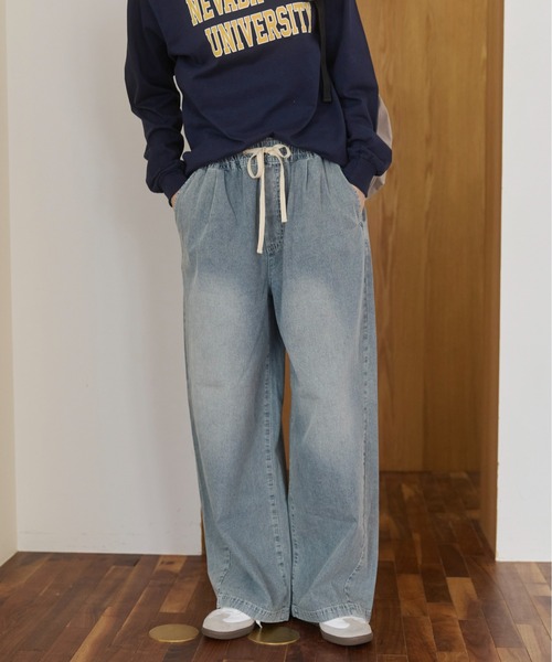 ANGIE(アンジー)の「【丈が選べる】デニムイージーパンツ(デニムパンツ・レディース・ブルー/ライトブルー・MT/MEDIUM)」の2枚目の写真
