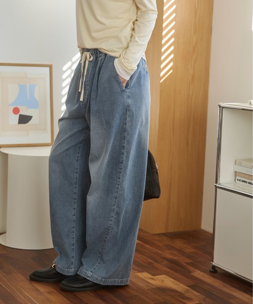 ANGIE(アンジー)の「【丈が選べる】デニムイージーパンツ(デニムパンツ・レディース・ブルー/ライトブルー・MT/MEDIUM)」の14枚目の写真