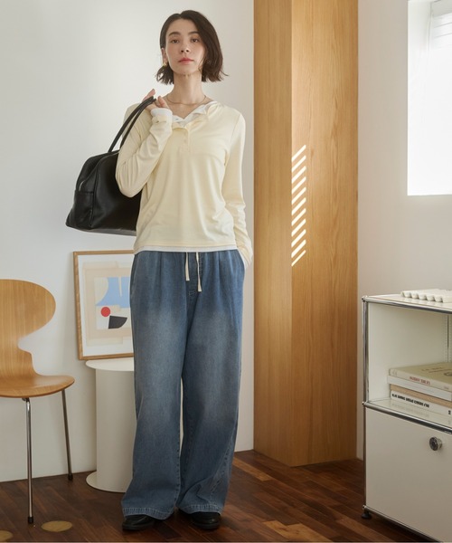 ANGIE(アンジー)の「【丈が選べる】デニムイージーパンツ(デニムパンツ・レディース・ブルー/ライトブルー・MT/MEDIUM)」の5枚目の写真