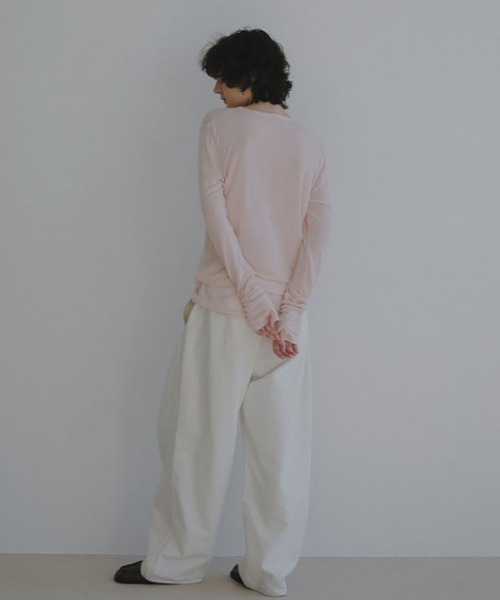 ETRE TOKYO（エトレトウキョウ）の「ウールフライスヘンリーネックプルオーバー（Tシャツ/カットソー・レディース・アイボリー/チャコール/ブルー/ピンク・FREE）」の10枚目の写真