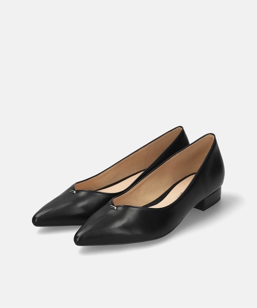 MAMIAN（マミアン）の「メタルパーツ フラットシューズ（パンプス・レディース・ホワイト/ブラック/ブラック系その他・24.5cm/24.0cm/23.5cm/23.0cm/22.5cm/25.0cm）」の11枚目の写真