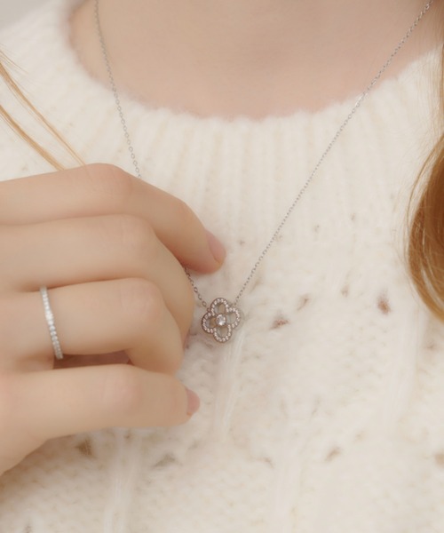 TITTY&CO.(ティティーアンドコー)の「【Monnette】フラワーモチーフネックレス(ネックレス・レディース・シルバー/ゴールド・FREE)」の6枚目の写真
