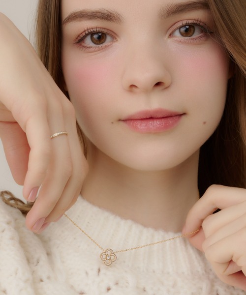 TITTY&CO.(ティティーアンドコー)の「【Monnette】フラワーモチーフネックレス(ネックレス・レディース・シルバー/ゴールド・FREE)」の3枚目の写真