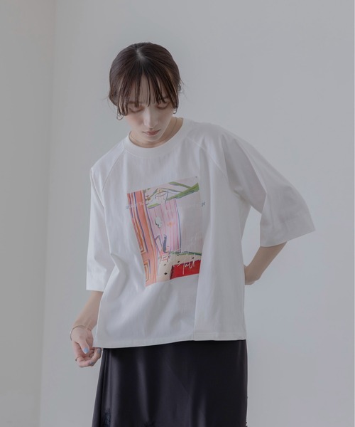 Eimee Law（エイミーロウ）の「アートプリント ラグランTシャツ（Tシャツ/カットソー・レディース・ホワイト系1/ダークネイビー/グレー/ホワイト系2・FREE）」の2枚目の写真
