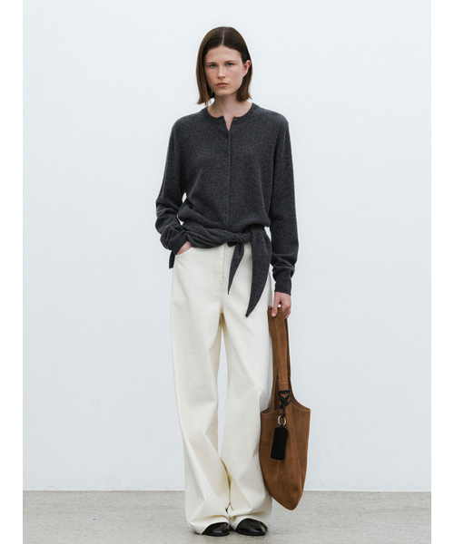 ATELIER NAIN(アトリエナイン)の「ESSENTIAL CASHMERE BASIC CARDIGAN(CD-2230)(カーディガン/ボレロ・レディース・ブラック/チャコール/ライトピンク・FREE)」の5枚目の写真