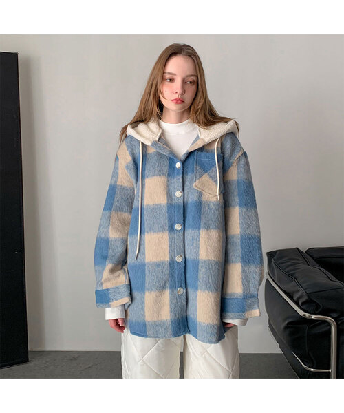 VASCARA(バスカラ)の「Overfit Check Hooded Shirt (3colors)(シャツ/ブラウス・レディース・スカイブルー/ブラック/レッド・FREE)」の2枚目の写真
