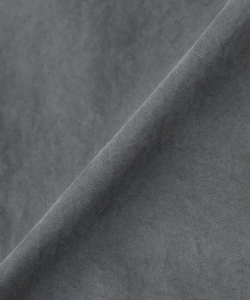 C.P. COMPANY（シーピーカンパニー）の「C.P.Company / シーピーカンパニー MICRO-REPS HOODED LENS JACKET（ブルゾン・メンズ・ブラック系その他/アイボリー・LARGE/MEDIUM/SMALL）」の4枚目の写真