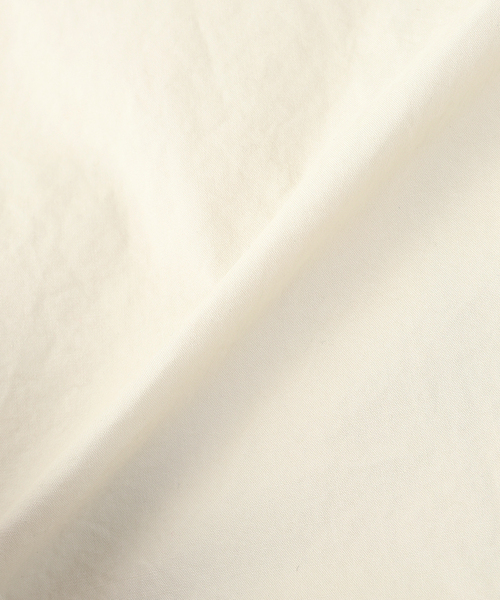 C.P. COMPANY（シーピーカンパニー）の「C.P.Company / シーピーカンパニー MICRO-REPS HOODED LENS JACKET（ブルゾン・メンズ・ブラック系その他/アイボリー・LARGE/MEDIUM/SMALL）」の3枚目の写真