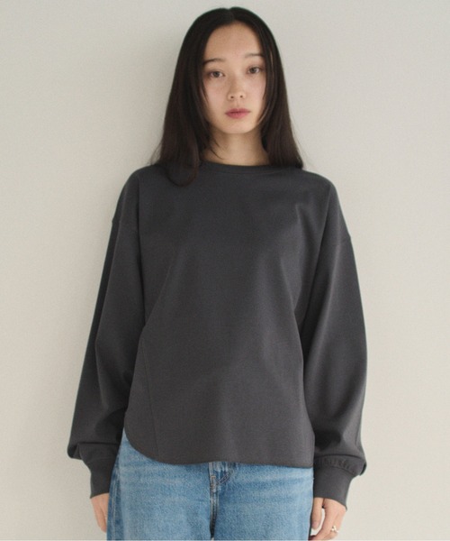 SOYEN(ソイエン)の「バックテールオーバーサイズロングスリーブTシャツ/セットアップ可(Tシャツ/カットソー・レディース・オートミール/チャコール・F)」の13枚目の写真