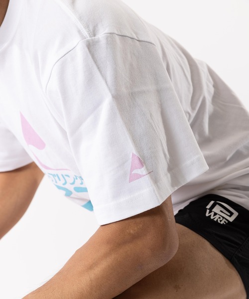 reversal.dogi.design.works（リバーサル・ドーギ・デザイン・ワークス）の「＜reversal/リバーサル＞グラップリングのところTEE X rvddw（Tシャツ/カットソー・メンズ・ホワイト/ブラック・MEDIUM/LARGE/X-LARGE/XX-LARGE）」の5枚目の写真