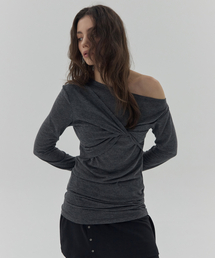 RUKA TWISTED RIBBON OFF-SHOULDER T - CHARCOAL