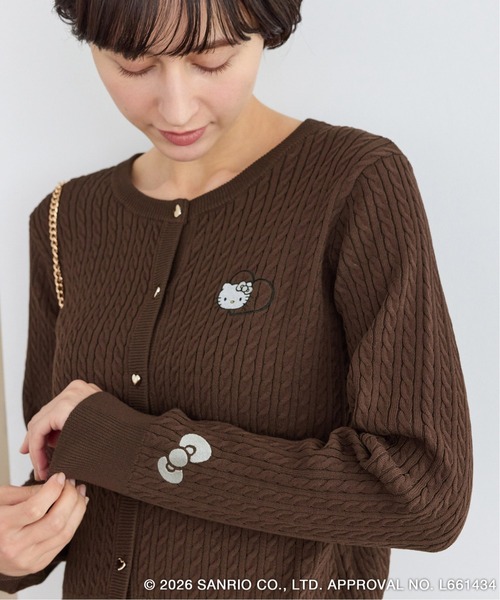 ハローキティコラボ（ハローキティコラボ）の「【ROPE' PICNIC×ハローキティ】ワッペンケーブルニットカーディガン（カーディガン/ボレロ・レディース・ダークブラウン/オフホワイト/ピンク・FREE）」の3枚目の写真