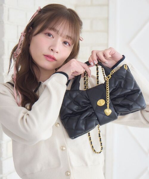 RETRO GIRL(レトロガール)の「キルトリボンショルダーバッグ(ショルダーバッグ・レディース・ピンク/オフホワイト/ブラック・ONE SIZE)」の18枚目の写真