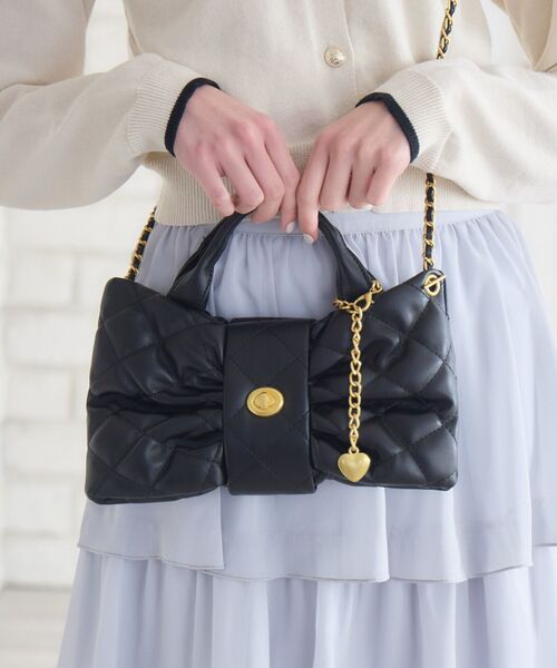 RETRO GIRL(レトロガール)の「キルトリボンショルダーバッグ(ショルダーバッグ・レディース・ピンク/オフホワイト/ブラック・ONE SIZE)」の21枚目の写真