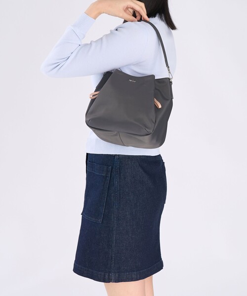 agnes b.(アニエスベー)の「ナイロン 2way トートバッグ "Origami" ABS07-03(トートバッグ・レディース・グレー・FREE)」の7枚目の写真