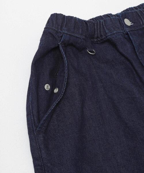 URBAN RESEARCH（アーバンリサーチ）の「Wide Dad　DAD EASY WIDE DENIM PANTS（デニムパンツ・メンズ・ブルー・1/2）」の14枚目の写真