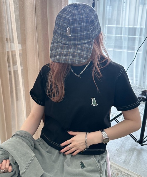 DOUBLE NAME（ダブルネーム）の「【m:rex】ミニ恐竜ワッペンコンパクトTEE（Tシャツ/カットソー・レディース・ブラック/オフホワイト/ブルー・FREE）」の4枚目の写真