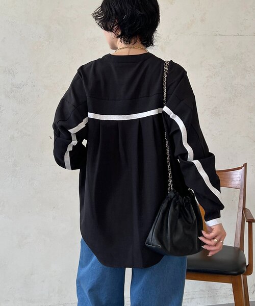 un dix cors（アンディコール）の「バックテープ麻調シャツ（シャツ/ブラウス・レディース・ネイビー/オフホワイト/グレー/ブラック・FREE）」の2枚目の写真