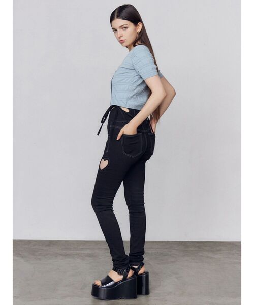 EMODA(エモダ)の「ウエッジプラットフォームサンダル(サンダル・レディース・アイボリー/ブラック・SMALL/LARGE/MEDIUM)」の5枚目の写真