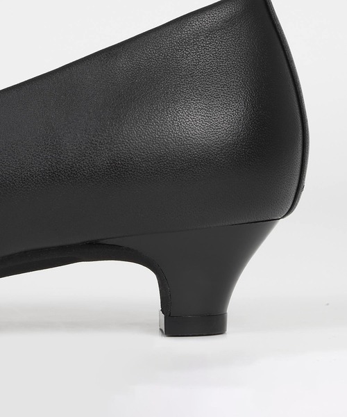 BARCLAY（バークレー）の「BARCLAY（バークレー）スクエアローヒールパンプス（パンプス・レディース・ブラック/ライトベージュ・22cm/22.5cm/23cm/23.5cm/24cm/24.5cm）」の7枚目の写真