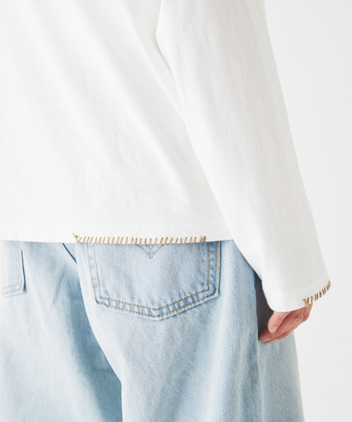 JOURNAL STANDARD relume（ジャーナルスタンダード　レリューム）の「ハンドステッチ ラグラン ロンT（Tシャツ/カットソー・メンズ・ホワイト系その他/ブルー系その他/ブラックミックス・MEDIUM/LARGE）」の6枚目の写真