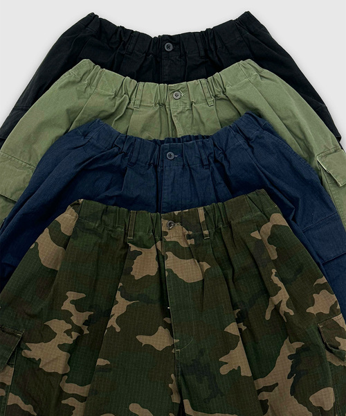 is-ness（イズネス）の「is-ness / イズネス WISM別注 6-Pocket Shorts（その他パンツ・メンズ・オリーブ/カーキ/ブラック/ネイビー・FREE）」の5枚目の写真