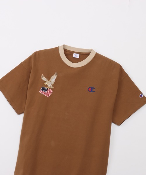 Champion(チャンピオン)の「チャンピオン SHORT SLEEVE T-SHIRT(Tシャツ/カットソー・メンズ・オフホワイト/キャメル・M/L/LL)」の4枚目の写真