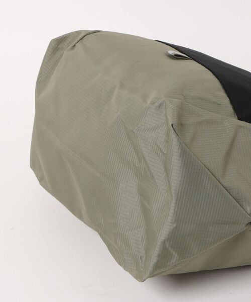 SALOMON（サロモン）の「SALOMON/サロモン ショルダーバッグ パッカブル ACS PACKABLE TOTE BAG 14L（ショルダーバッグ・メンズ・ブラック/グリーン・FREE）」の14枚目の写真