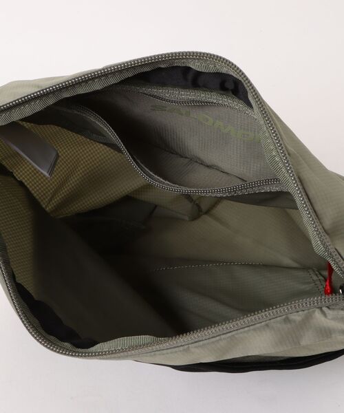 SALOMON（サロモン）の「SALOMON/サロモン ショルダーバッグ パッカブル ACS PACKABLE TOTE BAG 14L（ショルダーバッグ・メンズ・ブラック/グリーン・FREE）」の15枚目の写真