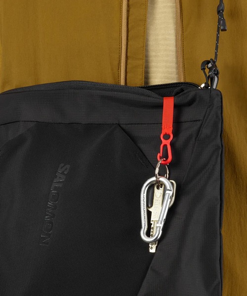 SALOMON（サロモン）の「SALOMON/サロモン ショルダーバッグ パッカブル ACS PACKABLE TOTE BAG 14L（ショルダーバッグ・メンズ・ブラック/グリーン・FREE）」の5枚目の写真