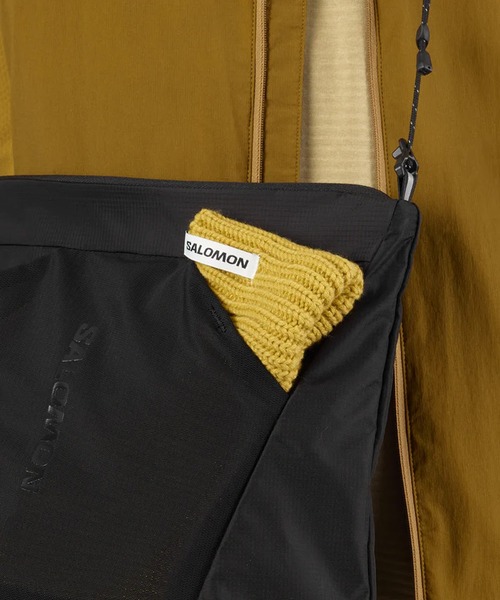 SALOMON（サロモン）の「SALOMON/サロモン ショルダーバッグ パッカブル ACS PACKABLE TOTE BAG 14L（ショルダーバッグ・メンズ・ブラック/グリーン・FREE）」の6枚目の写真