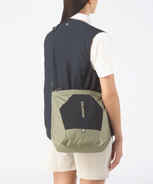 SALOMON（サロモン）の「SALOMON/サロモン ショルダーバッグ パッカブル ACS PACKABLE TOTE BAG 14L（ショルダーバッグ・メンズ・ブラック/グリーン・FREE）」の12枚目の写真