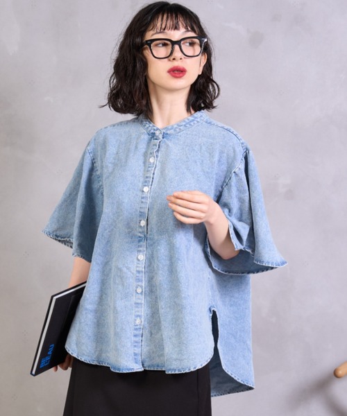 A.D.C.L.(エーディーシーエル)の「袖ボリューム バンドカラー デニムシャツ(シャツ/ブラウス・レディース・ブルー/サックスブルー・M/L)」の2枚目の写真
