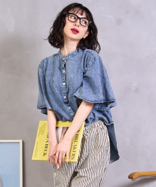 A.D.C.L.(エーディーシーエル)の「袖ボリューム バンドカラー デニムシャツ(シャツ/ブラウス・レディース・ブルー/サックスブルー・M/L)」の1枚目の写真