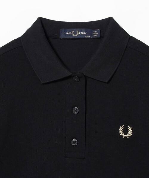 Ray BEAMS(レイビームス)の「FRED PERRY / テープ ディテール ポロシャツ(ポロシャツ・レディース・ブラック・10)」の3枚目の写真