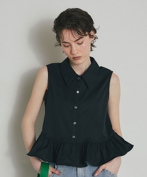 ARVELLIA(アルベリア)の「SLEEVELESS PEPLUM SHIRT(シャツ/ブラウス・レディース・ブラック/ホワイト・M)」の2枚目の写真