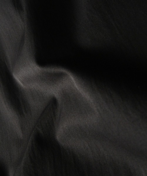 ARVELLIA(アルベリア)の「SLEEVELESS PEPLUM SHIRT(シャツ/ブラウス・レディース・ブラック/ホワイト・M)」の20枚目の写真