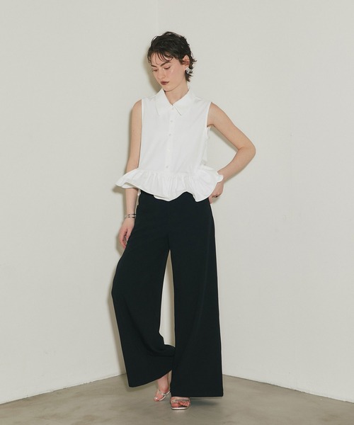 ARVELLIA(アルベリア)の「SLEEVELESS PEPLUM SHIRT(シャツ/ブラウス・レディース・ブラック/ホワイト・M)」の4枚目の写真