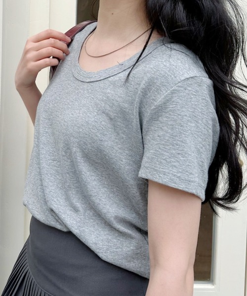 Ada.（エイダ）の「Uネックベーシック半袖コンパクトＴシャツ（Tシャツ/カットソー・レディース・ブラック/グレー/ホワイト/ネイビー・FREE）」の15枚目の写真