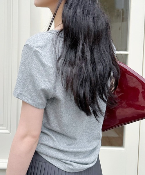 Ada.（エイダ）の「Uネックベーシック半袖コンパクトＴシャツ（Tシャツ/カットソー・レディース・ブラック/グレー/ホワイト/ネイビー・FREE）」の16枚目の写真