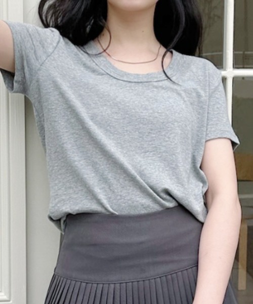 Ada.（エイダ）の「Uネックベーシック半袖コンパクトＴシャツ（Tシャツ/カットソー・レディース・ブラック/グレー/ホワイト/ネイビー・FREE）」の19枚目の写真